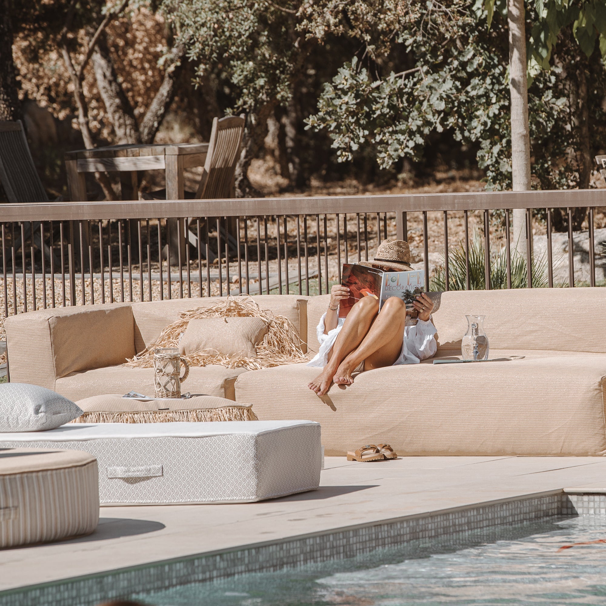 Composer un canapé modulable outdoor : les secrets créatifs dévoilés