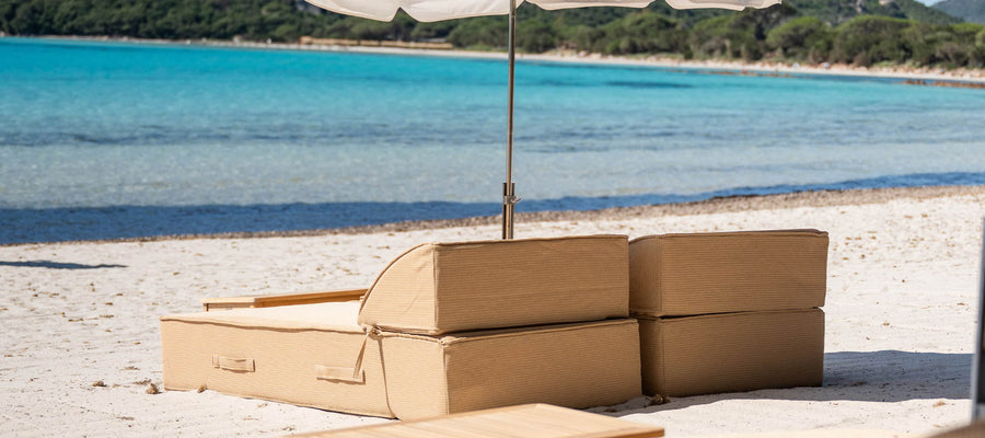 Il bar sulla spiaggia a Santa Giulia