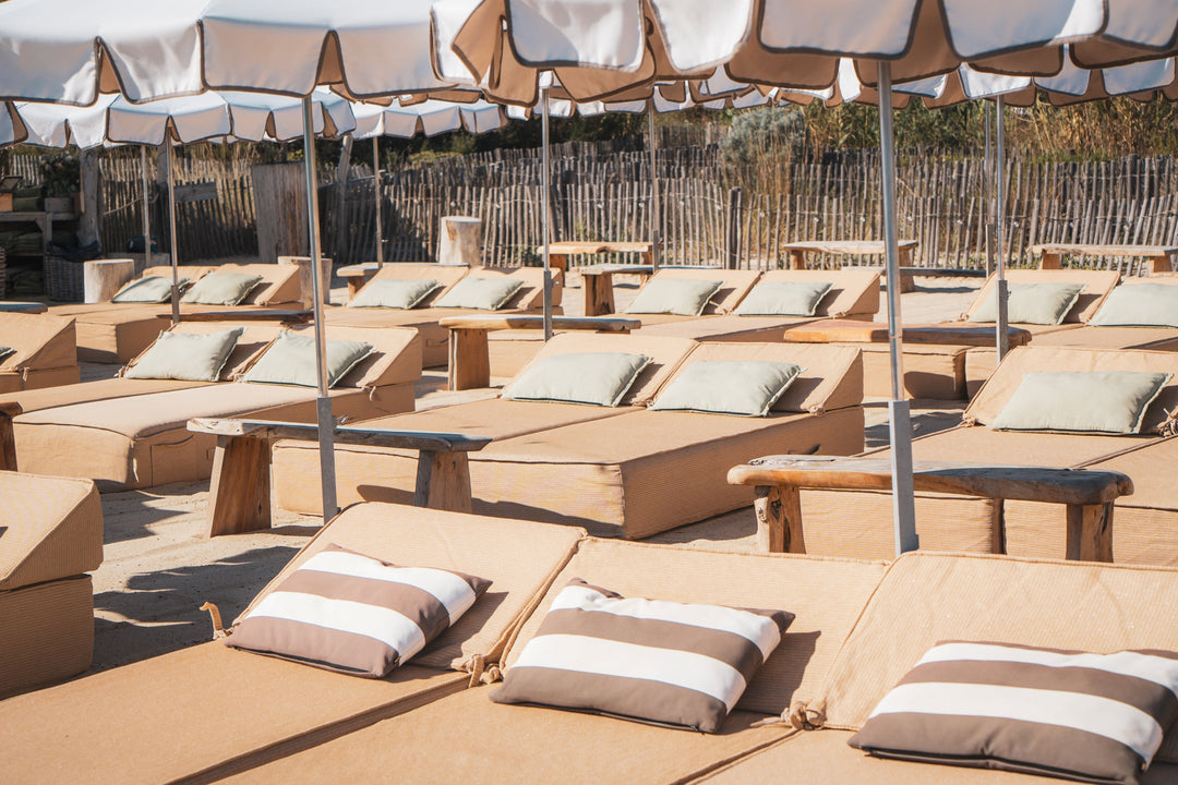 Bain de soleil extérieur pour hôtel et plage privée