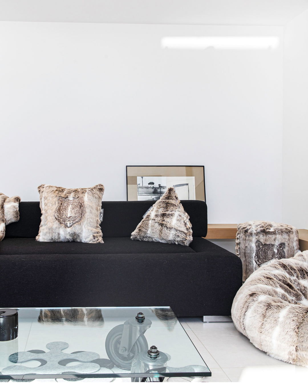 Faux fur pyramid cushion brown