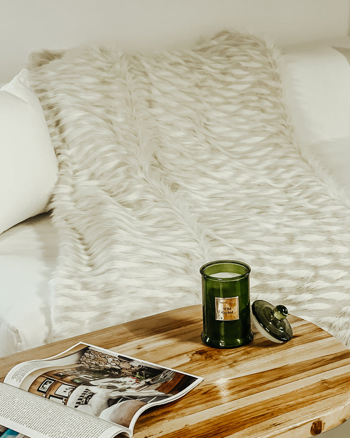 Faux fur throw - white