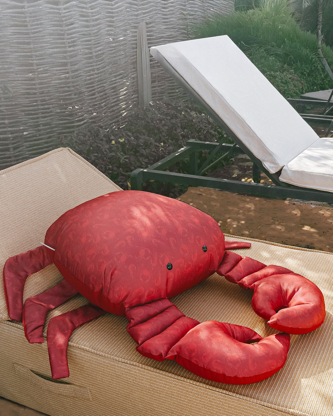 VILEBREQUIN x MX Home - Coussin crabe - Rouge avec motifs - MXHOME