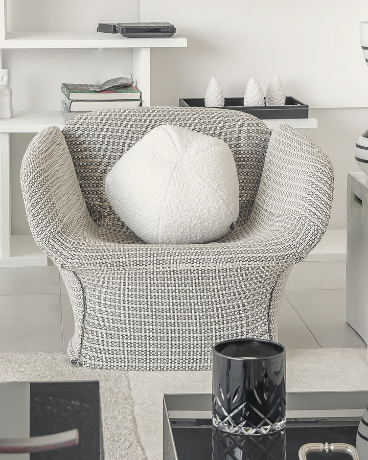 Curly wool ball cushion