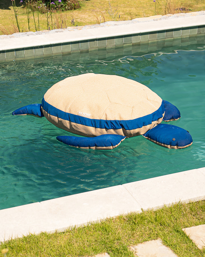 Pouf XL flottant tortue -Effet raphia et bleu - MXHOME