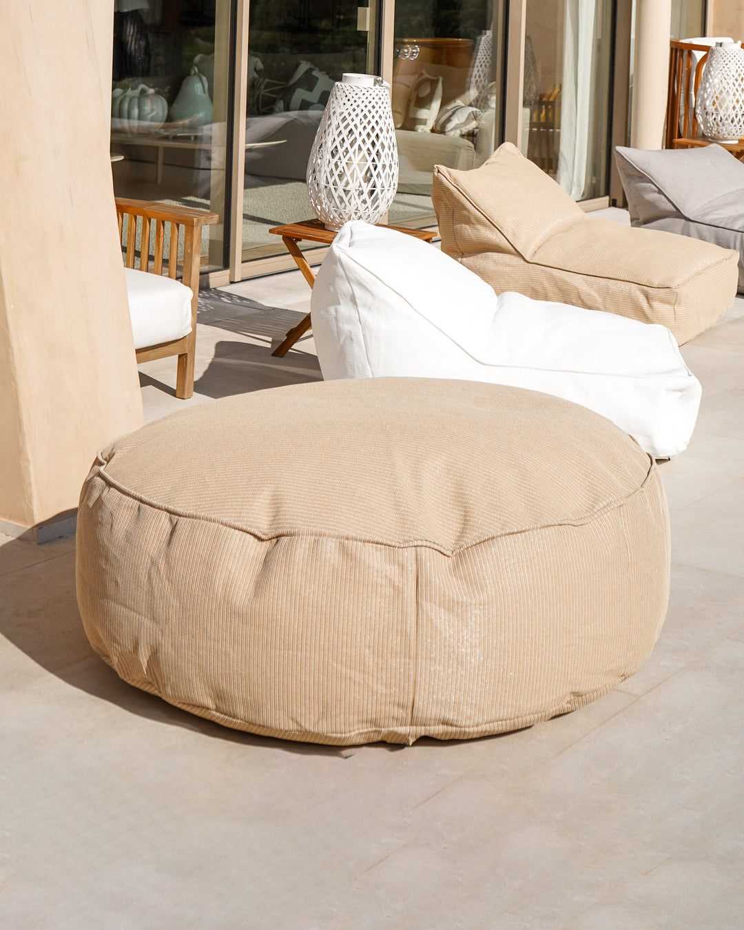 Tabouret XL flottant rond - Effet raphia - MXHOME